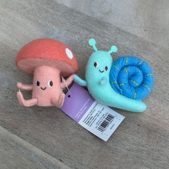 2024 Spritz Easter Figure Decor Mushroom & Snail Pairs Fabric Duo Tabletop New - Picture 7 of 8